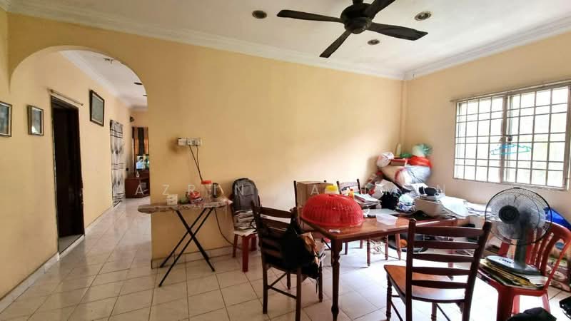 Bungalow for Sale in Shah Alam (Selangor) - Nazrin Hakimin - Living Room - PropertyGuru.com.my