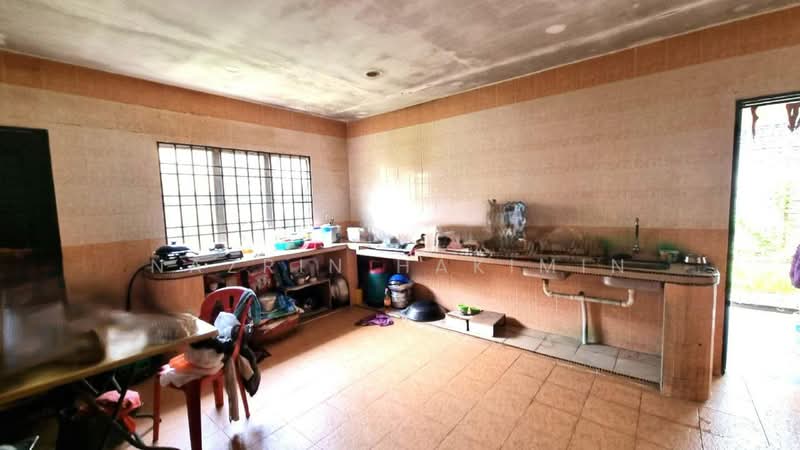 Bungalow for Sale in Shah Alam (Selangor) - Nazrin Hakimin - Kitchen - PropertyGuru.com.my