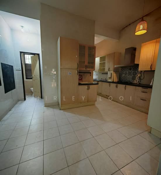 2-storey Terraced House for Sale in Bukit Jelutong (Shah Alam) - Shirley Looi - Kitchen - PropertyGuru.com.my