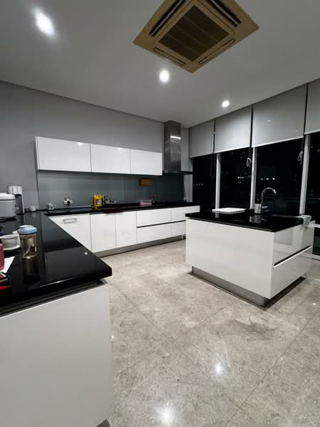 Servis Apartment untuk Disewa di The Oval - Leo Chin - PropertyGuru.com.my