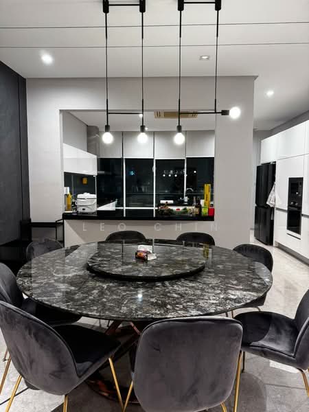 Servis Apartment untuk Disewa di The Oval - Leo Chin - PropertyGuru.com.my