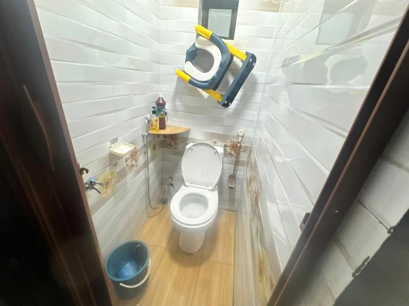 2-storey Terraced House for Sale in Taman Johor Jaya (Johor Bahru) - VK Chong - Bathroom - PropertyGuru.com.my