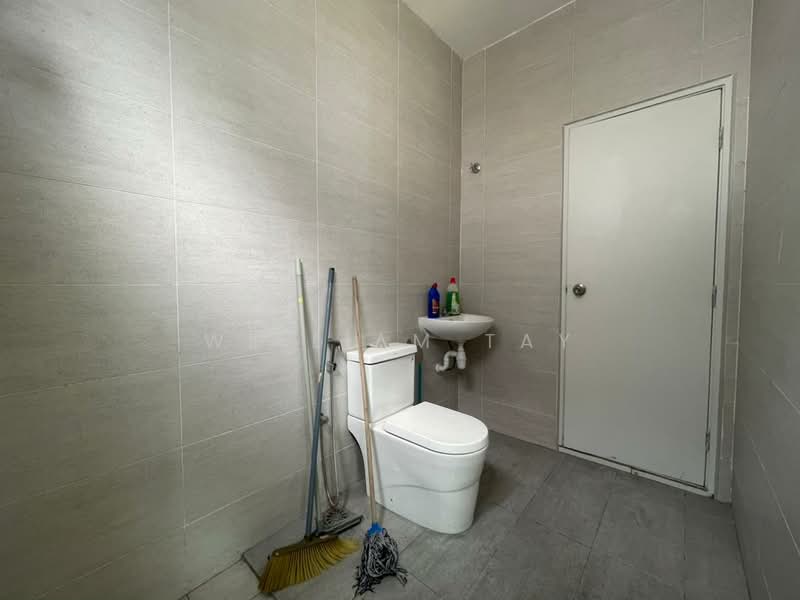 Rumah Teres 2 Tingkat untuk Dijual di Taman Sutera Utama (Skudai) - William Tay - Bathroom - PropertyGuru.com.my