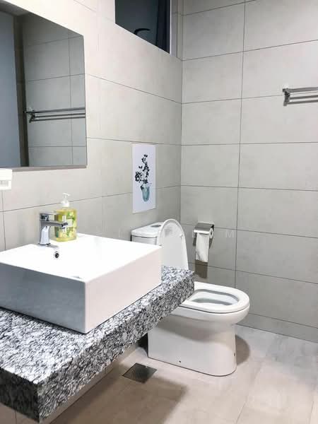 Servis Apartment untuk Dijual di Luminari - Chloe Lim - Bathroom - PropertyGuru.com.my