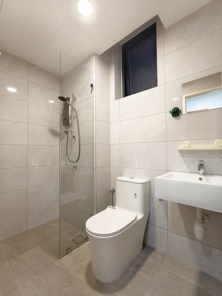 Service Residence for Sale at Altris Residences @ The Quartz WM - Marilyn Khor - Bathroom - PropertyGuru.com.my