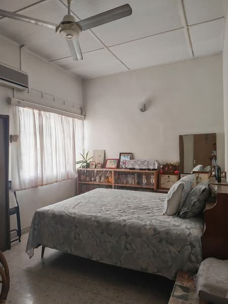 Semi-Detached House for Rent in Taman Sentosa (Johor Bahru) - Jas Tay - Bedroom - PropertyGuru.com.my