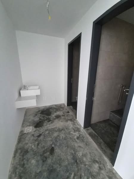 Kedai untuk Disewa di BANDAR PUCHONG JAYA (Puchong) - Anna Toh - Bathroom - PropertyGuru.com.my