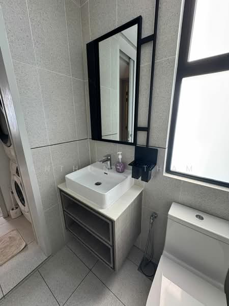Servis Apartment untuk Disewa di Millerz Square - Anthony Tham - Bathroom - PropertyGuru.com.my