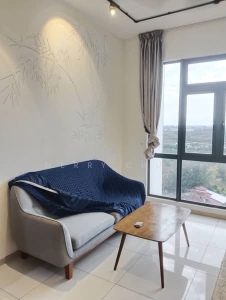 Servis Apartment untuk Disewa di Crescent Bay Suites (Teluk Bayu) - Merry Chua - Living Room - PropertyGuru.com.my
