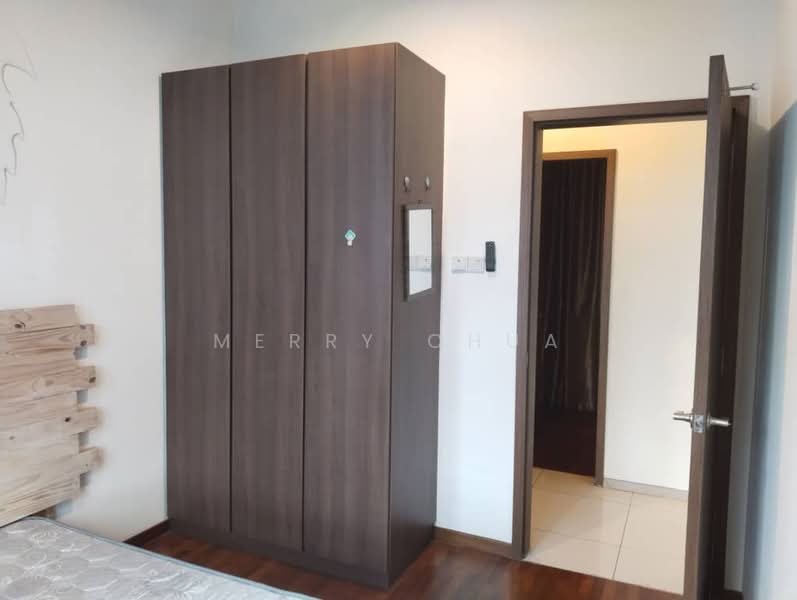 Servis Apartment untuk Disewa di Crescent Bay Suites (Teluk Bayu) - Merry Chua - Bedroom - PropertyGuru.com.my
