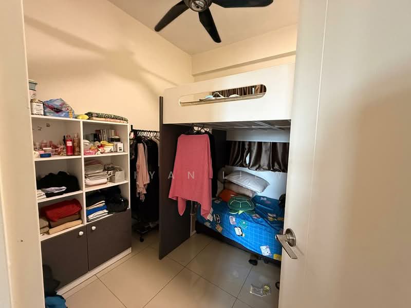 Kondominium untuk Dijual di Fairway Suites - Ziyan Liew - Bedroom - PropertyGuru.com.my