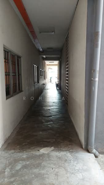 Apartment for Sale at Bangi Idaman Apartment - Rohaya . - Corridor - PropertyGuru.com.my