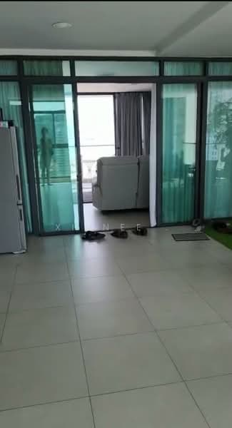 Kondominium untuk Dijual di Marinox Sky Villas - Xinnee . - Living Room - PropertyGuru.com.my