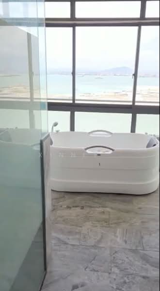 Kondominium untuk Dijual di Marinox Sky Villas - Xinnee . - Bathroom - PropertyGuru.com.my