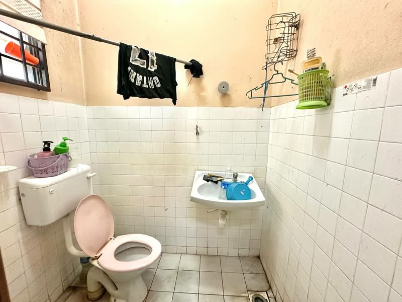 Bungalow for Sale in Shah Alam (Selangor) - Nur Adibah Ishak - PropertyGuru.com.my