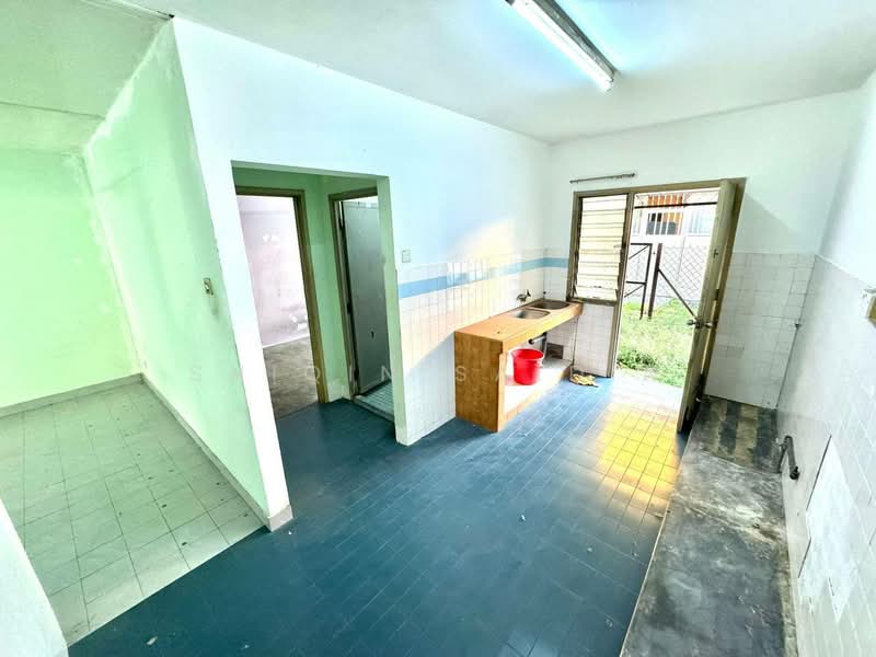 Rumah Teres 2 Tingkat untuk Dijual di Kelana Jaya (Petaling Jaya) - Shiqin Saidin - Kitchen - PropertyGuru.com.my