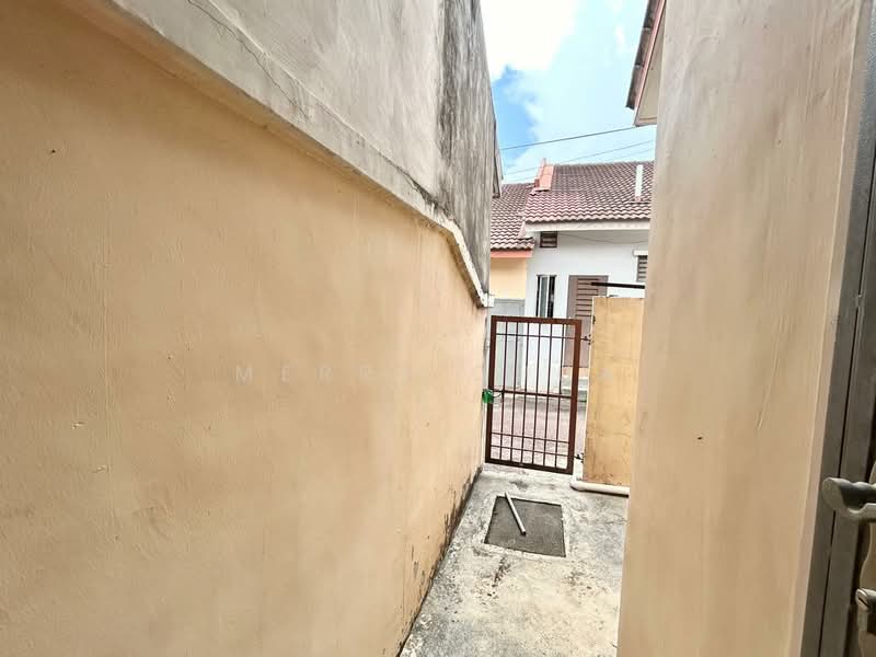 Rumah Teres 1 Tingkat untuk Dijual di Tebrau (Johor) - Merry Chua - Exterior - PropertyGuru.com.my