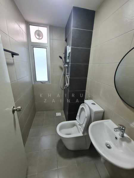 Servis Apartment untuk Disewa di MIRAI Residences - Khairul Zainal - Bathroom - PropertyGuru.com.my