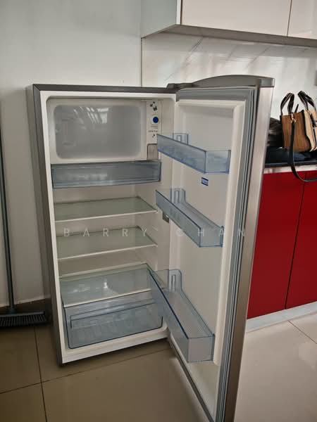 Servis Apartment untuk Disewa di Pinnacle Kelana Jaya - BARRY CHAN - Kitchen - PropertyGuru.com.my