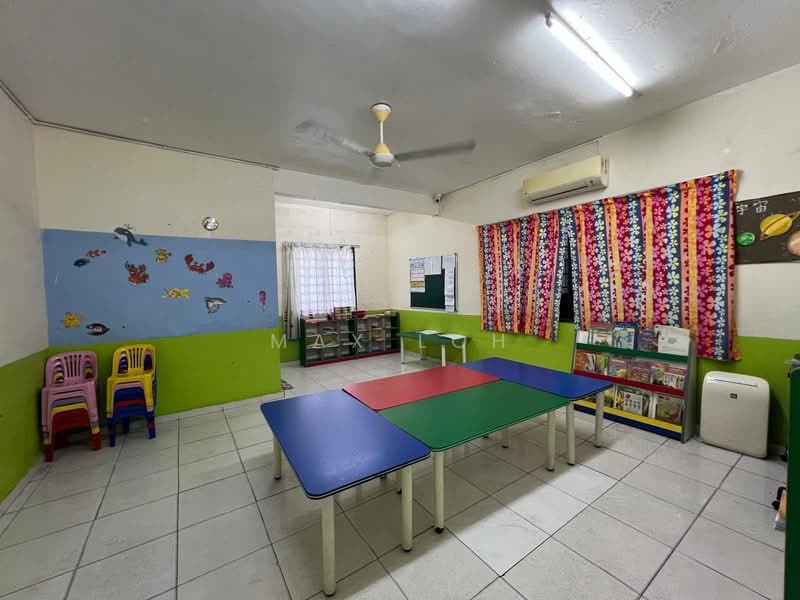 Rumah Teres 2 Tingkat untuk Dijual di Taman Mount Austin (Tebrau) - Max Loh - Interior - PropertyGuru.com.my