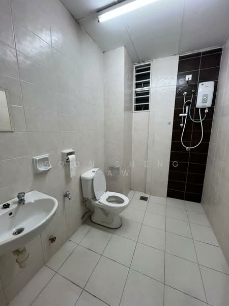 Apartment for Rent at Suria Damansara - Soon Sheng Law - Bathroom - PropertyGuru.com.my