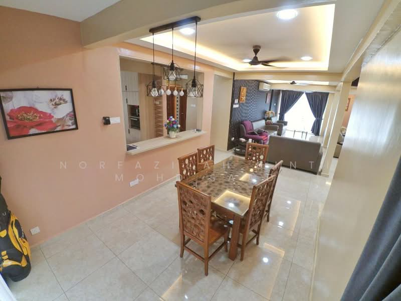 Bungalow for Sale in Semenyih (Selangor) - Norfazilah Binti Mohd Saad - Dining Room - PropertyGuru.com.my