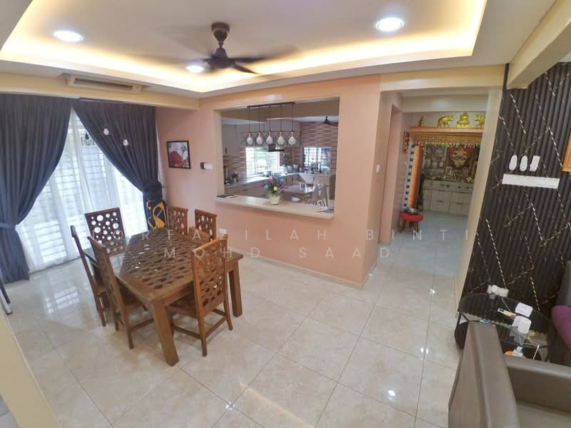 Bungalow for Sale in Semenyih (Selangor) - Norfazilah Binti Mohd Saad - Dining Room - PropertyGuru.com.my