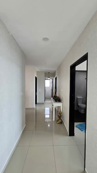 Service Residence for Rent at The Garden Residences - Mandy Goh Siew Li - Corridor - PropertyGuru.com.my