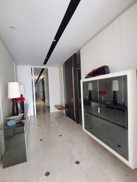 Kondominium untuk Dijual di 8 Gurney (The Shore Condominium) - Xinnee . - Entrance - PropertyGuru.com.my