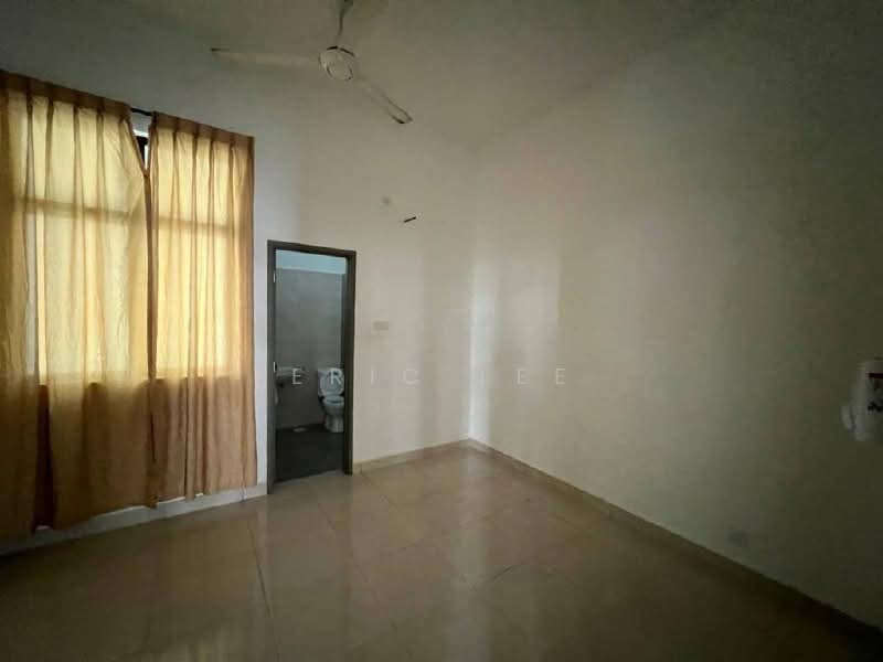 Cluster House for Sale in Taman Mutiara Mas (Skudai) - Eric Lee - Bathroom - PropertyGuru.com.my