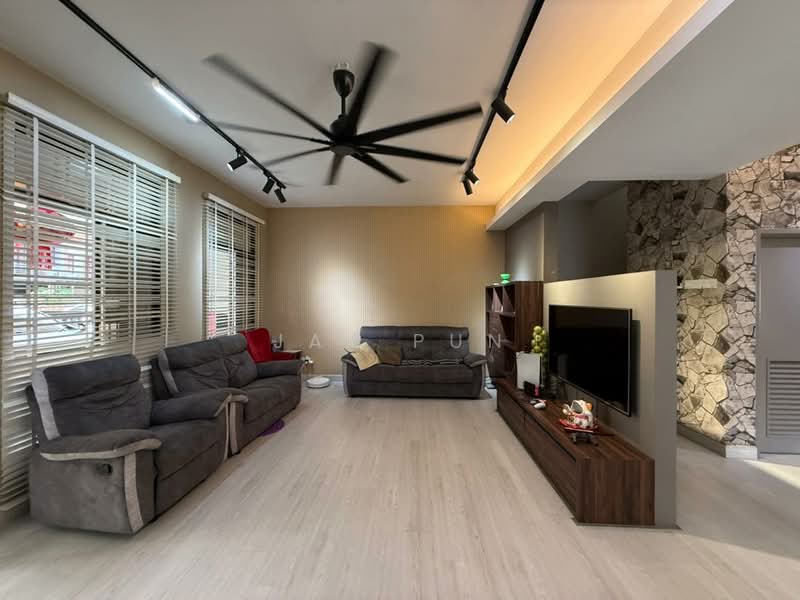 2-storey Terraced House for Sale in Skudai (Johor) - Jay Pun - Living Room - PropertyGuru.com.my