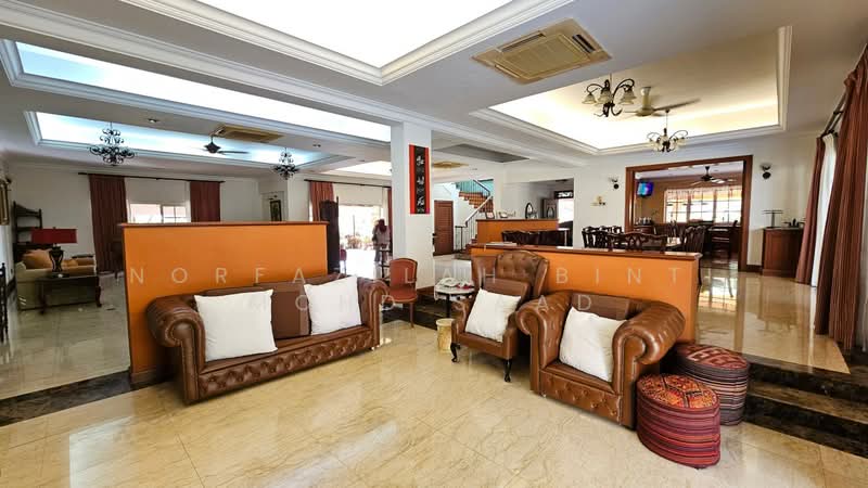 Rumah Banglo untuk Dijual di Bukit Gasing (Petaling Jaya) - Norfazilah Binti Mohd Saad - Living Room - PropertyGuru.com.my