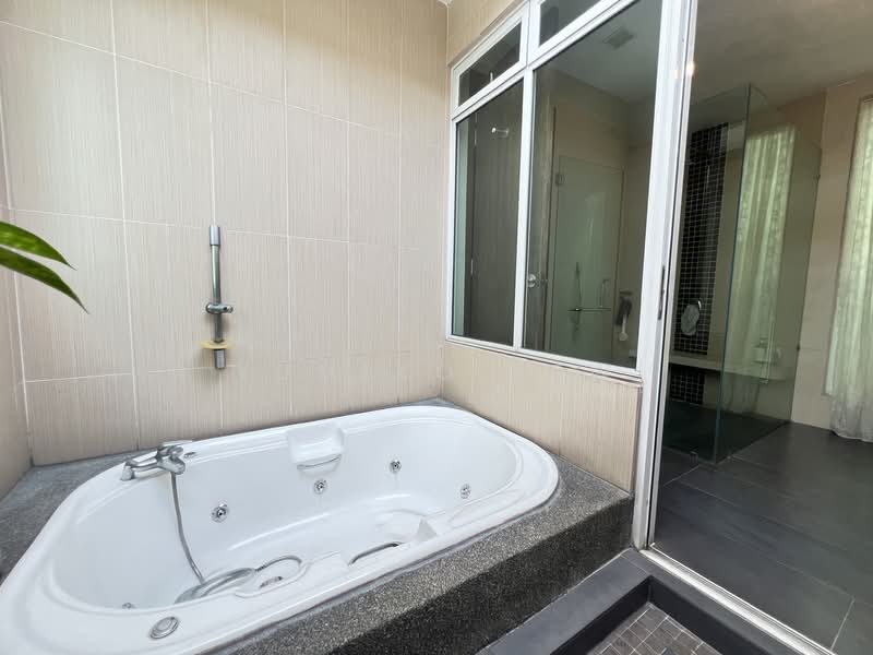 Semi-Detached House for Sale in Desa Parkcity (Kuala Lumpur) - Yumiko Kew - Bathroom - PropertyGuru.com.my
