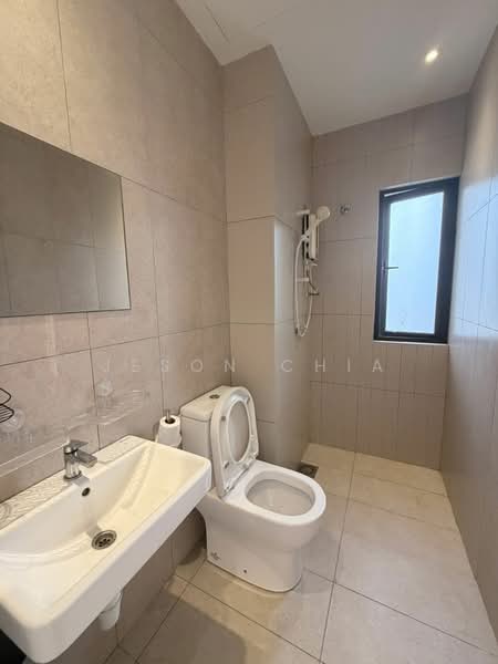 Service Residence for Rent at Kenwingston Avenue - Jeson Chia - Bathroom - PropertyGuru.com.my