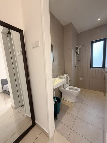 Service Residence for Rent at Kenwingston Avenue - Jeson Chia - Bathroom - PropertyGuru.com.my
