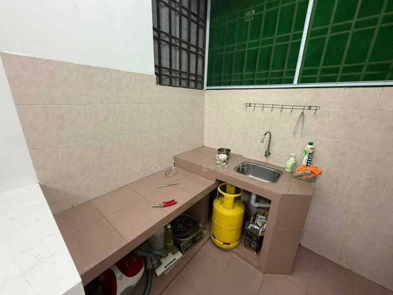 2-storey Terraced House for Rent in Skudai (Johor) - Joe Loh - Kitchen - PropertyGuru.com.my