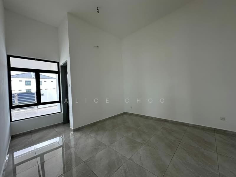 Semi-Detached House for Sale in Taman Kluang Perdana (Kluang) - Alice Choo - Interior - PropertyGuru.com.my