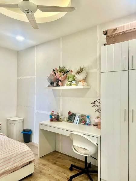 Kondominium untuk Dijual di Lakefront Residence - Kar Hooi - Bedroom - PropertyGuru.com.my