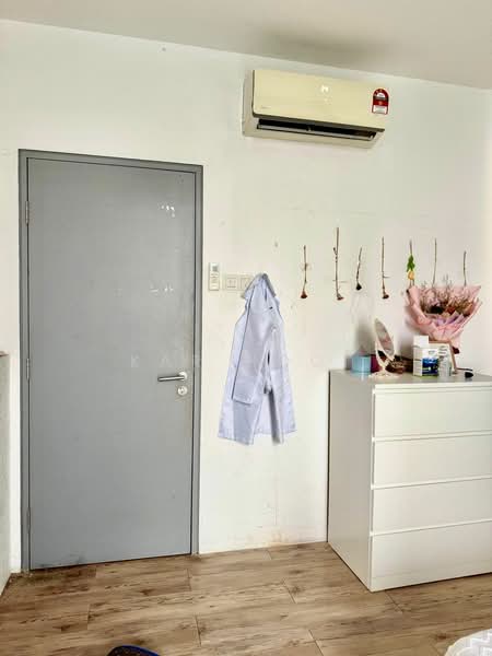 Kondominium untuk Dijual di Lakefront Residence - Kar Hooi - Interior - PropertyGuru.com.my
