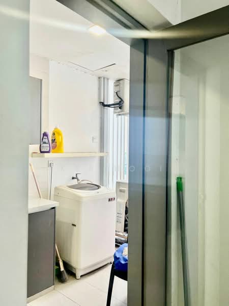 Kondominium untuk Dijual di Lakefront Residence - Kar Hooi - Interior - PropertyGuru.com.my