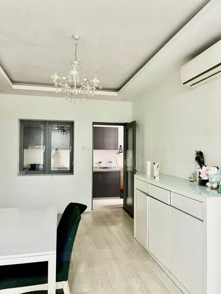 Kondominium untuk Dijual di Lakefront Residence - Kar Hooi - Kitchen - PropertyGuru.com.my