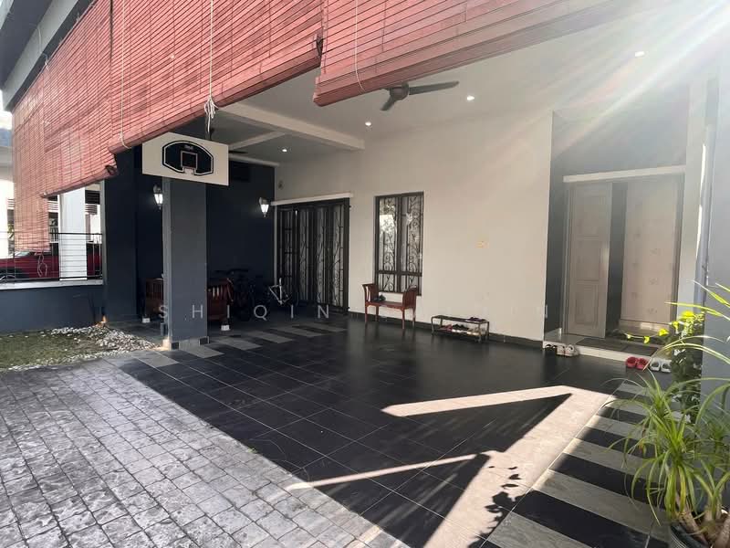 Cluster House for Sale in D'Kayangan (Shah Alam) - Shiqin Saidin - Exterior - PropertyGuru.com.my