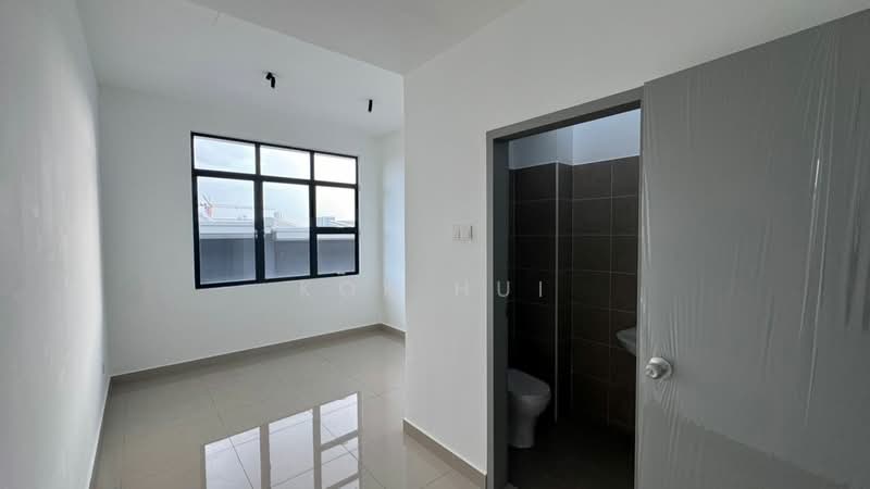 2.5-storey Terraced House for Sale in Taman Ponderosa (Johor Bahru) - Kok Hui - Interior - PropertyGuru.com.my