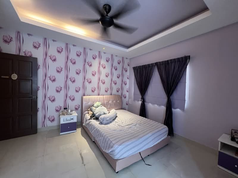 Rumah Berkembar untuk Dijual di Bandar Puteri Puchong (Puchong) - Joe ER - Bedroom - PropertyGuru.com.my