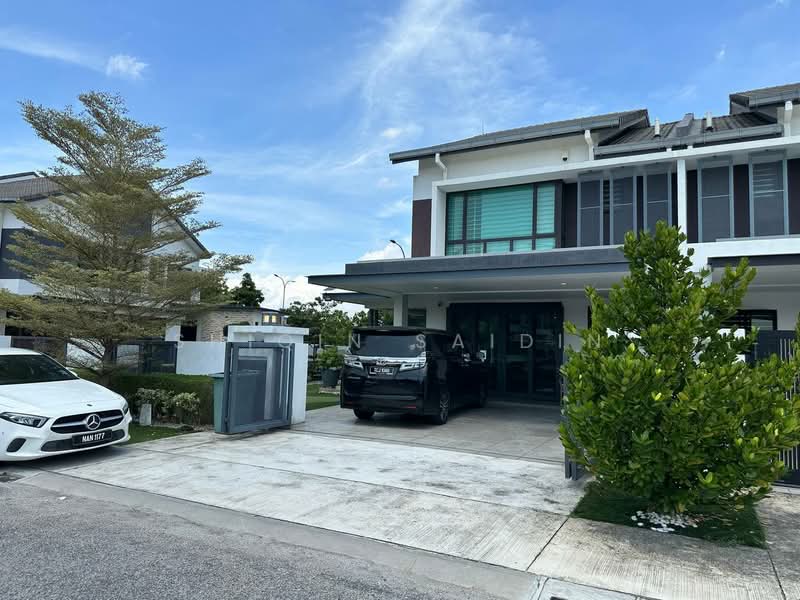 Rumah Teres 2 Tingkat untuk Dijual di Bandar Bukit Raja (Klang) - Shiqin Saidin - Exterior - PropertyGuru.com.my
