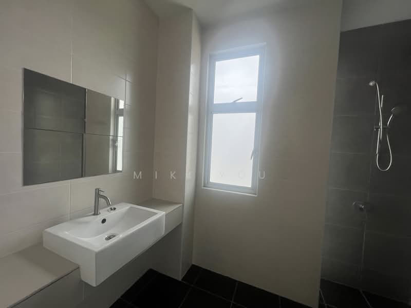 2-storey Terraced House for Rent in Bandar Rimbayu (Telok Panglima Garang) - Miki You - Bathroom - PropertyGuru.com.my