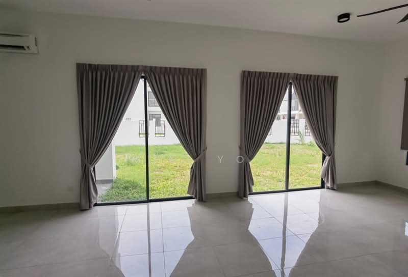 2-storey Terraced House for Rent in Bandar Rimbayu (Telok Panglima Garang) - Miki You - Living Room - PropertyGuru.com.my