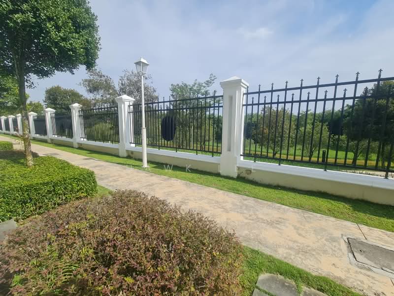 2-storey Terraced House for Sale in Semenyih (Selangor) - Hawk Lee - Exterior - PropertyGuru.com.my