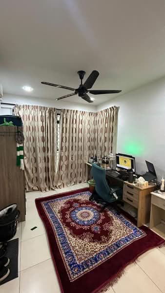 Service Residence for Sale at The Garden Residences - Wennes Go - Study - PropertyGuru.com.my