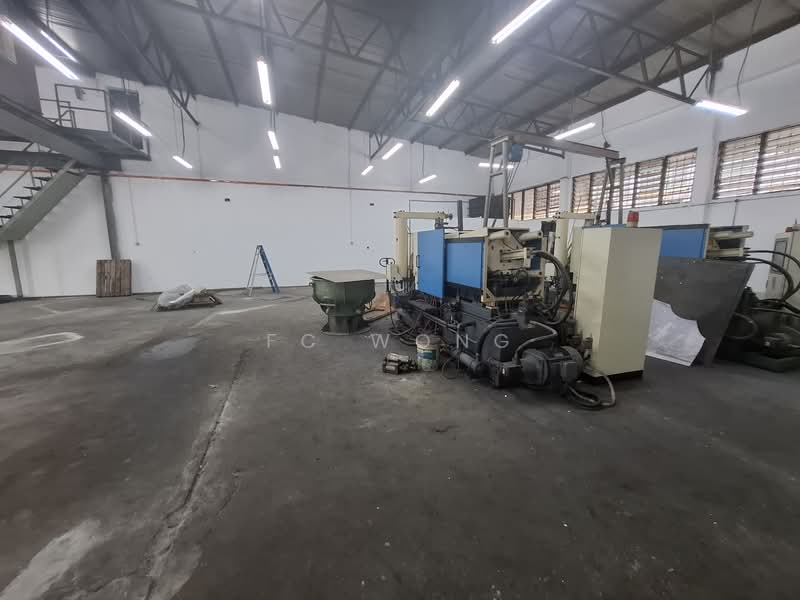 Warehouse for Rent in Taman Perindustrian Ehsan Jaya (Kepong) - FC Wong - Interior - PropertyGuru.com.my